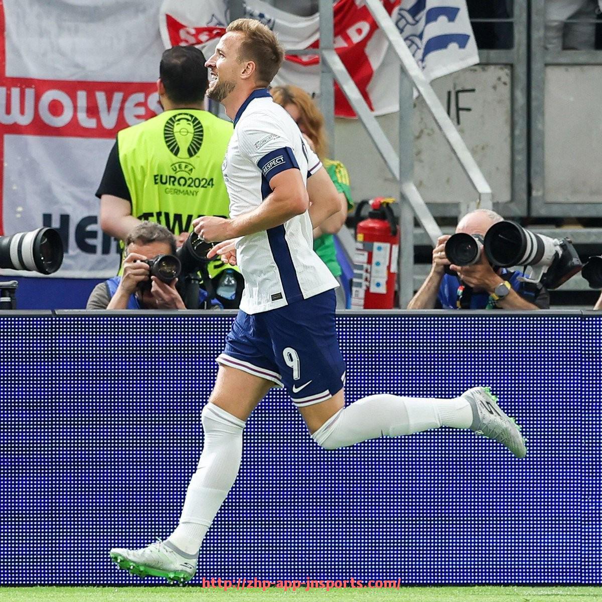 江南体育APP下载-世俱杯赛事公益活动合集:足球如何传递社会温度