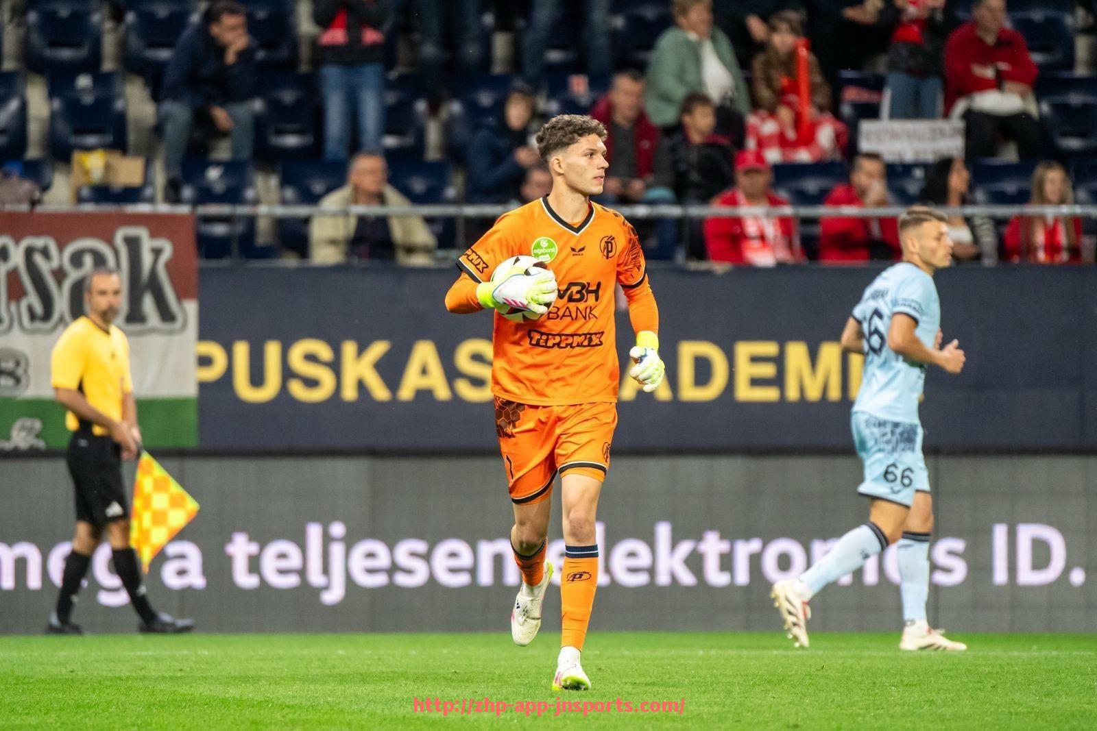 江南体育APP下载-世俱杯历史比赛技术统计一览:控球率、传球成功率等指标解析